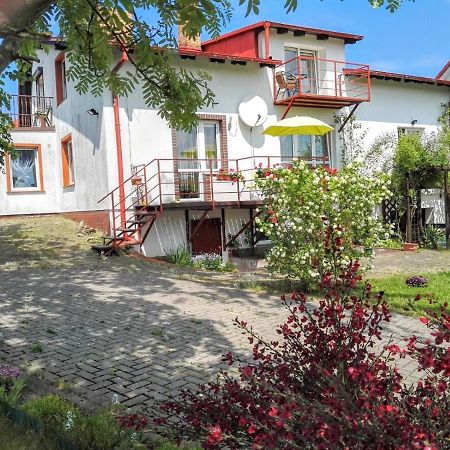 Willa Wega - Pokoje Goscinne I Domki Sianozety Exterior foto
