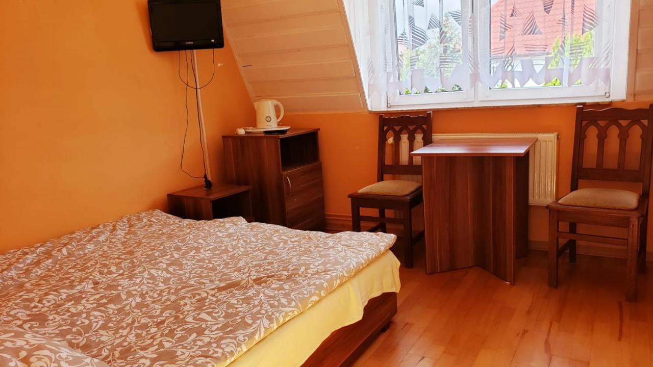 Willa Wega - Pokoje Goscinne I Domki Sianozety Exterior foto