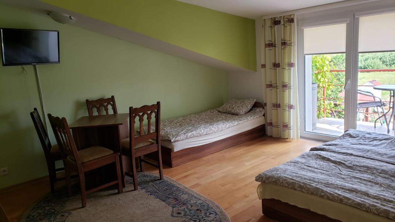 Willa Wega - Pokoje Goscinne I Domki Sianozety Exterior foto