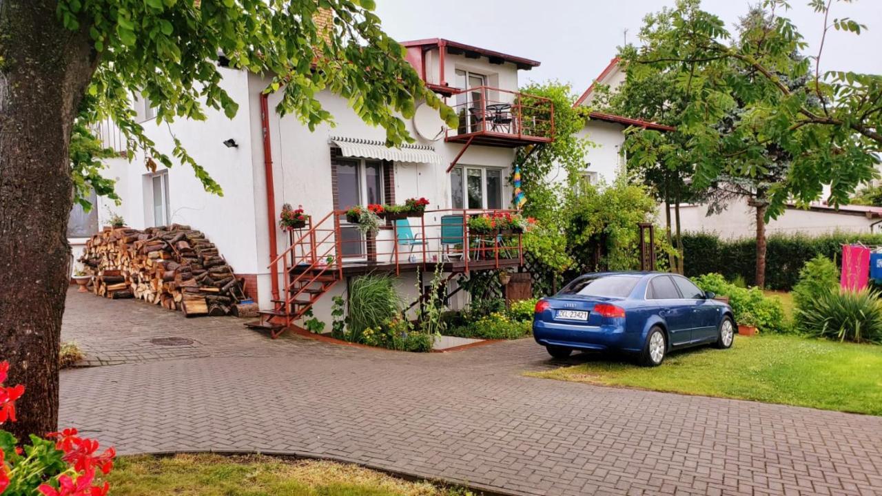 Willa Wega - Pokoje Goscinne I Domki Sianozety Exterior foto